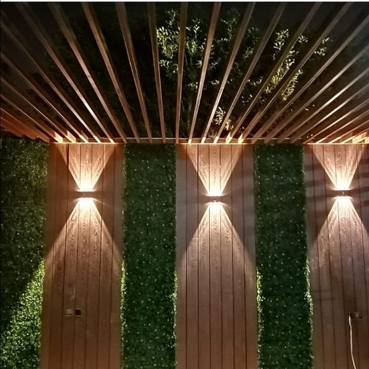 شركة تركيب عشب جداري  بالقصيم